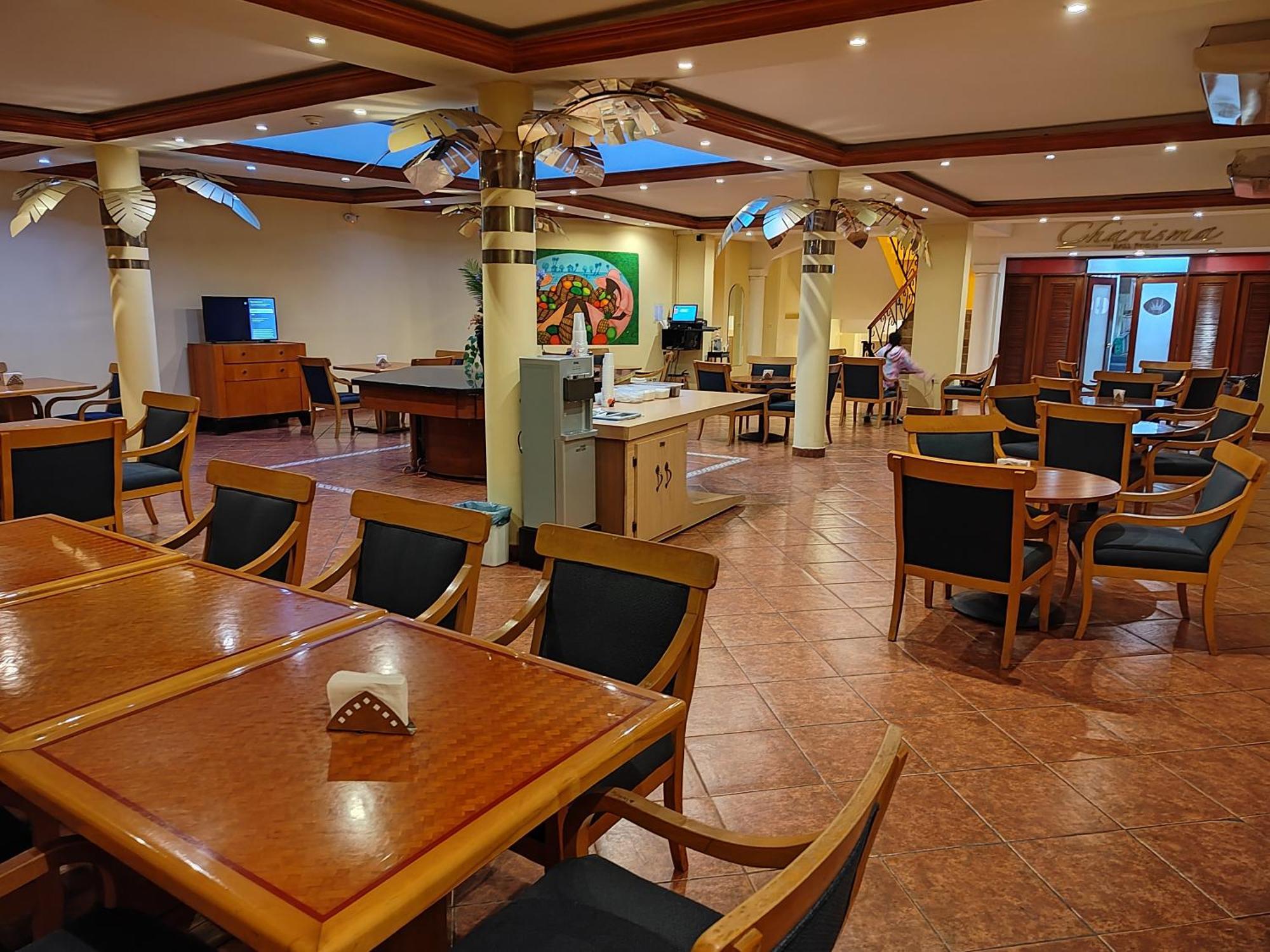 קורוזאל Princess Hotel And Casino Free Zone מראה חיצוני תמונה