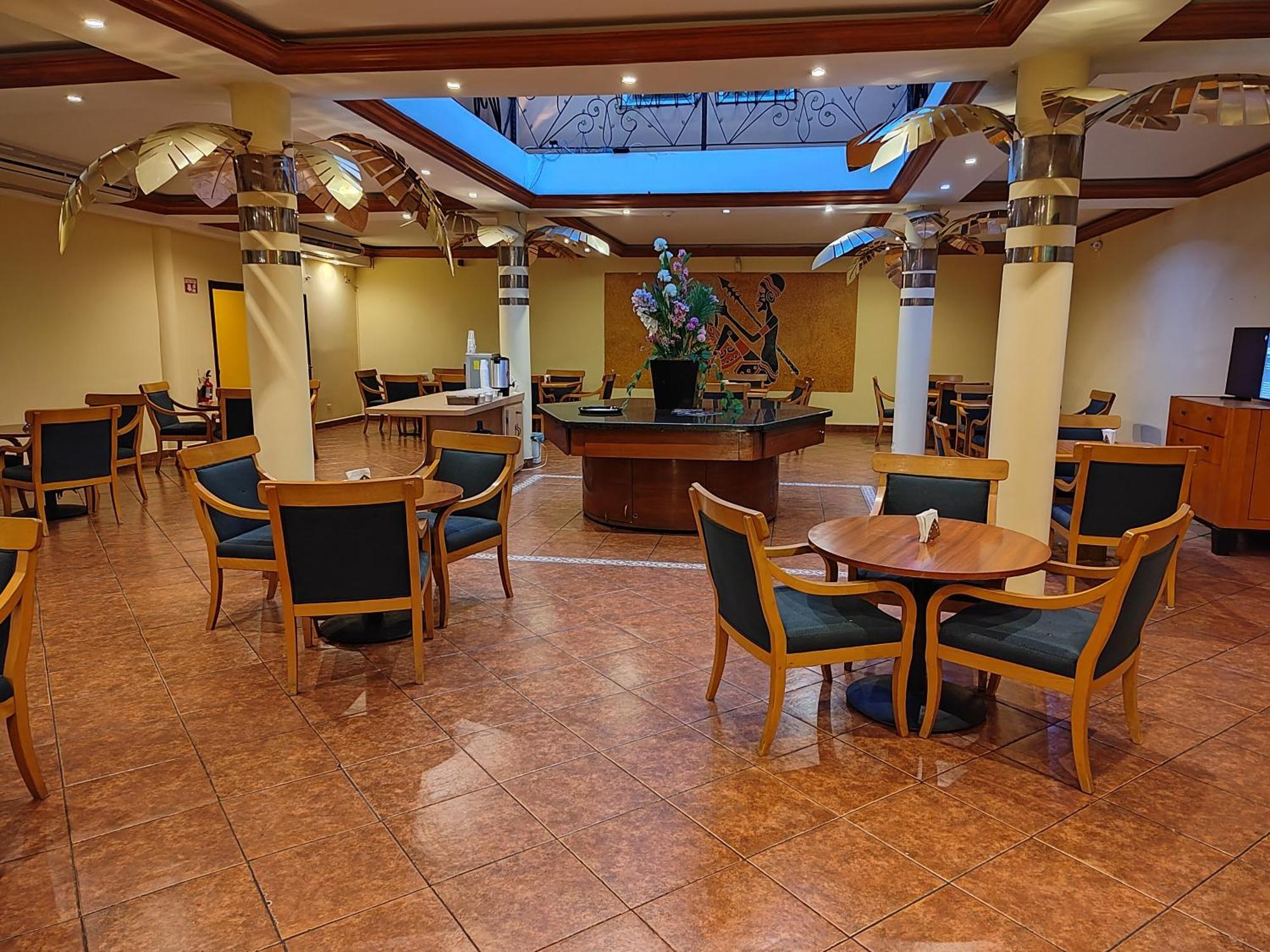 קורוזאל Princess Hotel And Casino Free Zone מראה חיצוני תמונה
