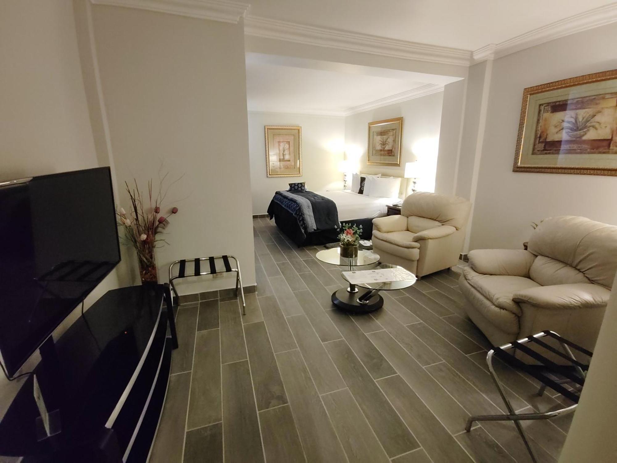 קורוזאל Princess Hotel And Casino Free Zone מראה חיצוני תמונה