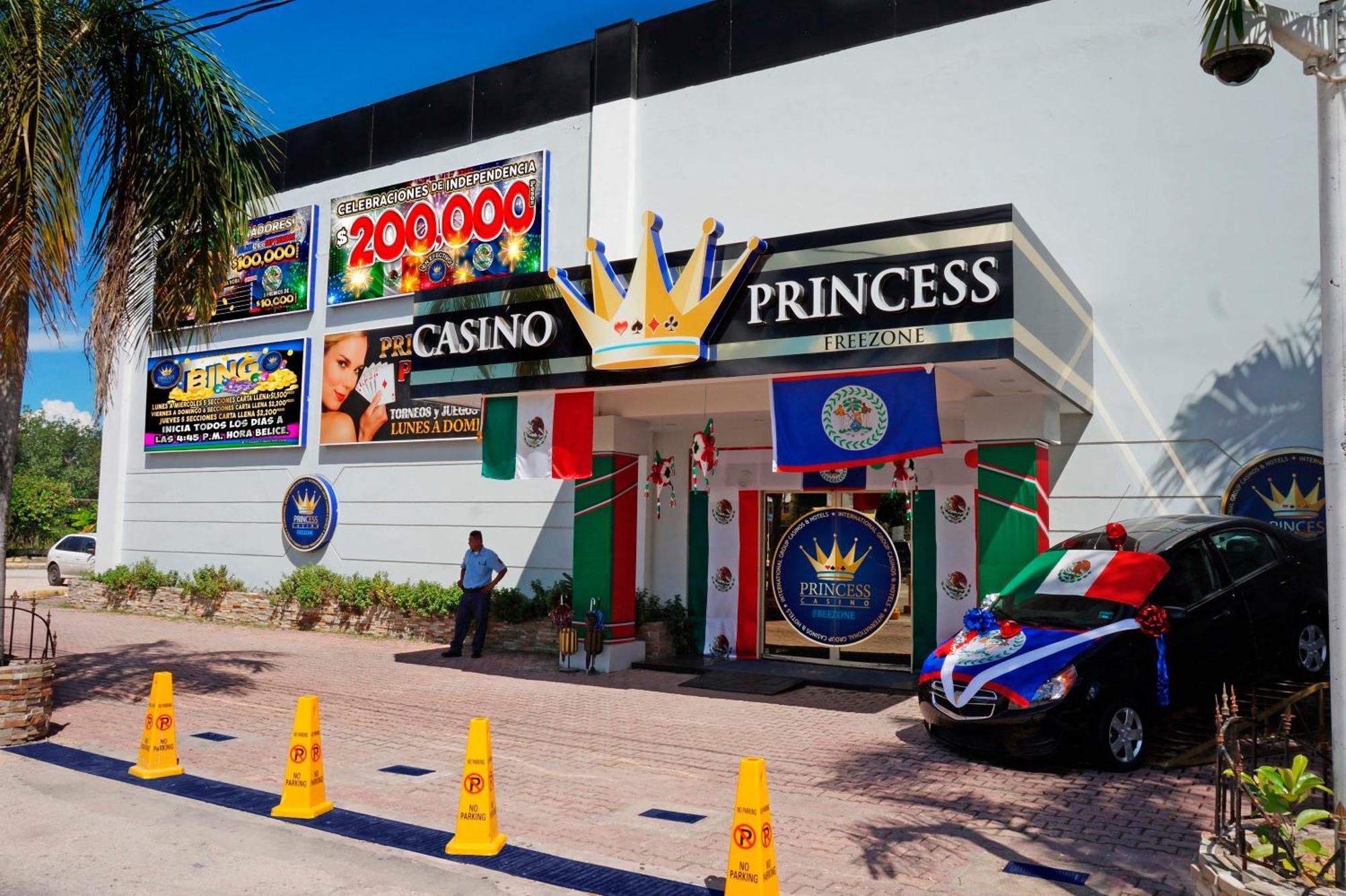 קורוזאל Princess Hotel And Casino Free Zone מראה חיצוני תמונה