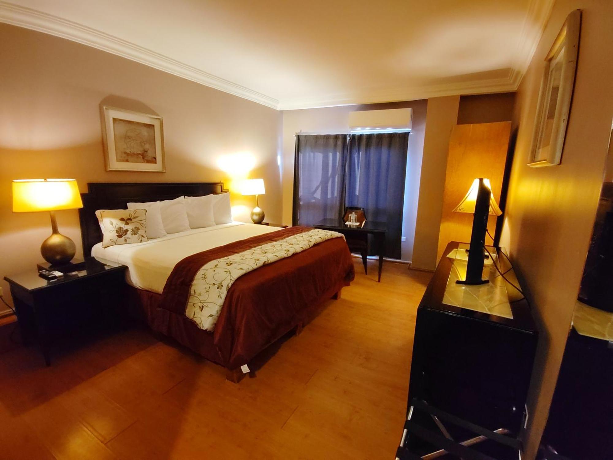 קורוזאל Princess Hotel And Casino Free Zone מראה חיצוני תמונה