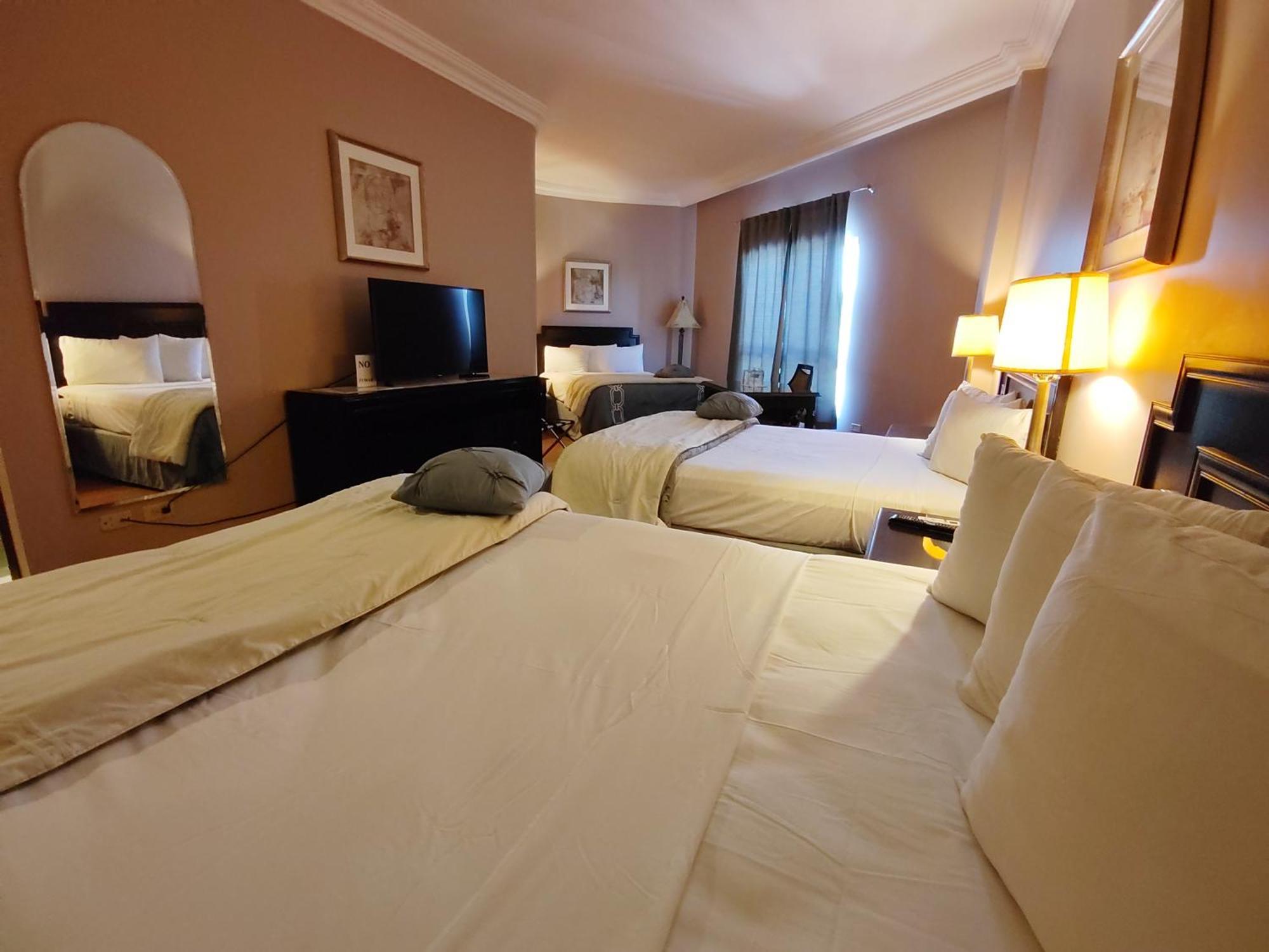 קורוזאל Princess Hotel And Casino Free Zone מראה חיצוני תמונה